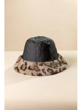 Γυναικείο Καπέλο Double Face από Ακρυλική Γούνα με Leopard Print