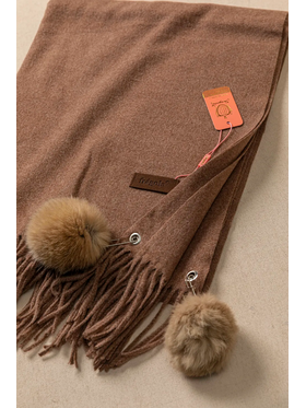 Πασμίνα με Μεγάλα pom pom Πασμίνα με Μεγάλα pom pom