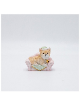 Στολιδι Πολυρεζιν, Σκυλακι σε Καναπε, παλ Χρωμα, 7x5.5cm