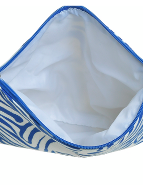 Ble Τσανταki Υφασματινo Μπλε με Λευκα Σχεδια  25x5x20 (50%cotton 50% Polyester)