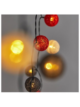 Σειρα, 40 led 5mm, με Πλαστικες Μπαλες Υφασματινεσ(κοκκινη, Λευκη, Γκρι) 4cm, Ηλιακο Συλλεκτη με Αισθητηρα Φωτος, 8 Προγραμματα, Πρασινο pvc Καλωδιο, Θερμο Λευκο Led, ανα 10cm, Προεκταση Παροχης 1m, Ιρ44