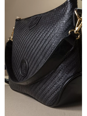 Η Τσάντα με το Απόλυτο Μέγεθος Ιδανικό για Όλες τις Γυναίκες