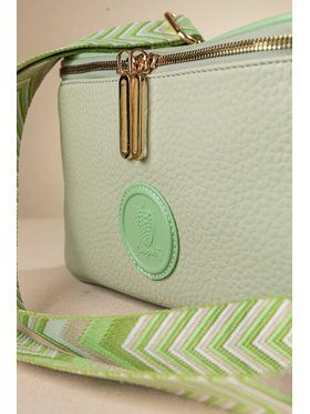 Crossbody με Ιμάντα και Casual Logo