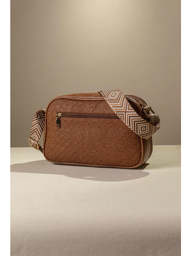 Λειτουργική Χιαστί Τσάντα με Ιμάντα