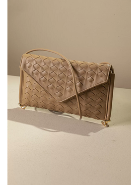 Κομψή Τσάντα-Φάκελος με Ιδιαίτερη Πλέξη