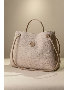 Κομψή και Διαχρονική Τσάντα Ώμου