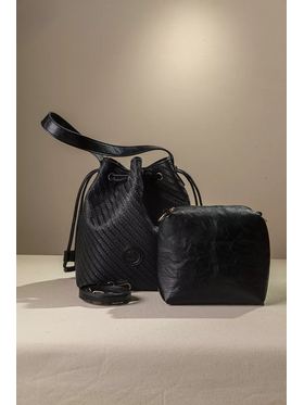 Γυναικεία Τσάντα Πουγκί με Extra Χιαστι