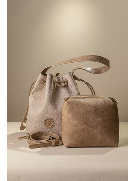 Γυναικεία Τσάντα Πουγκί με Extra Χιαστι