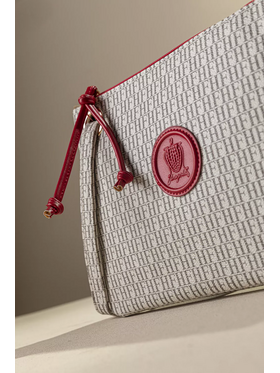 Πρακτικό Τσαντάκι/νεσεσερ