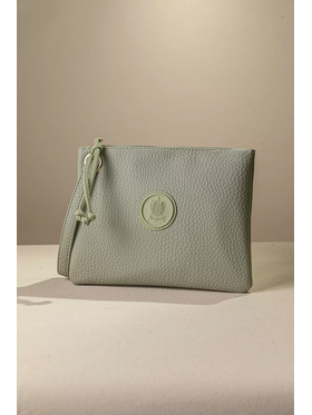 Πρακτικό Τσαντάκι/νεσεσερ