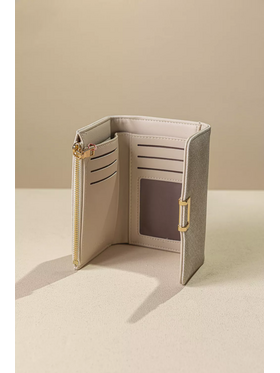 Πορτοφόλι με Καπάκι Μεσαίου Μεγέθους