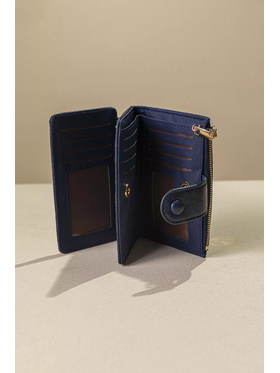 Πολυθέσιο Πορτοφόλι με Γλώσσα Μεσαίου Μεγέθους