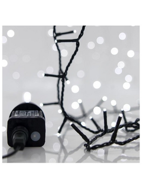 Σειρα, 900 led 3mm, 31v Μετασχηματιστη, 8 Προγραμματα & Μνημη, Πρασινο pvc Καλωδιο, Λευκο Led, ανα 5cm, Προεκταση Παροχης 3m Ιρ44