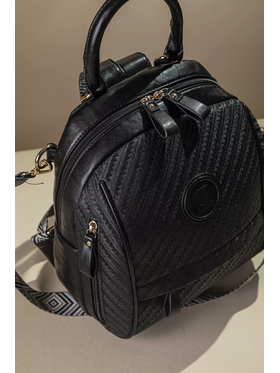 Μεσαίο Backpack με Πολλά Τσεπάκια και υφή Ψάθας